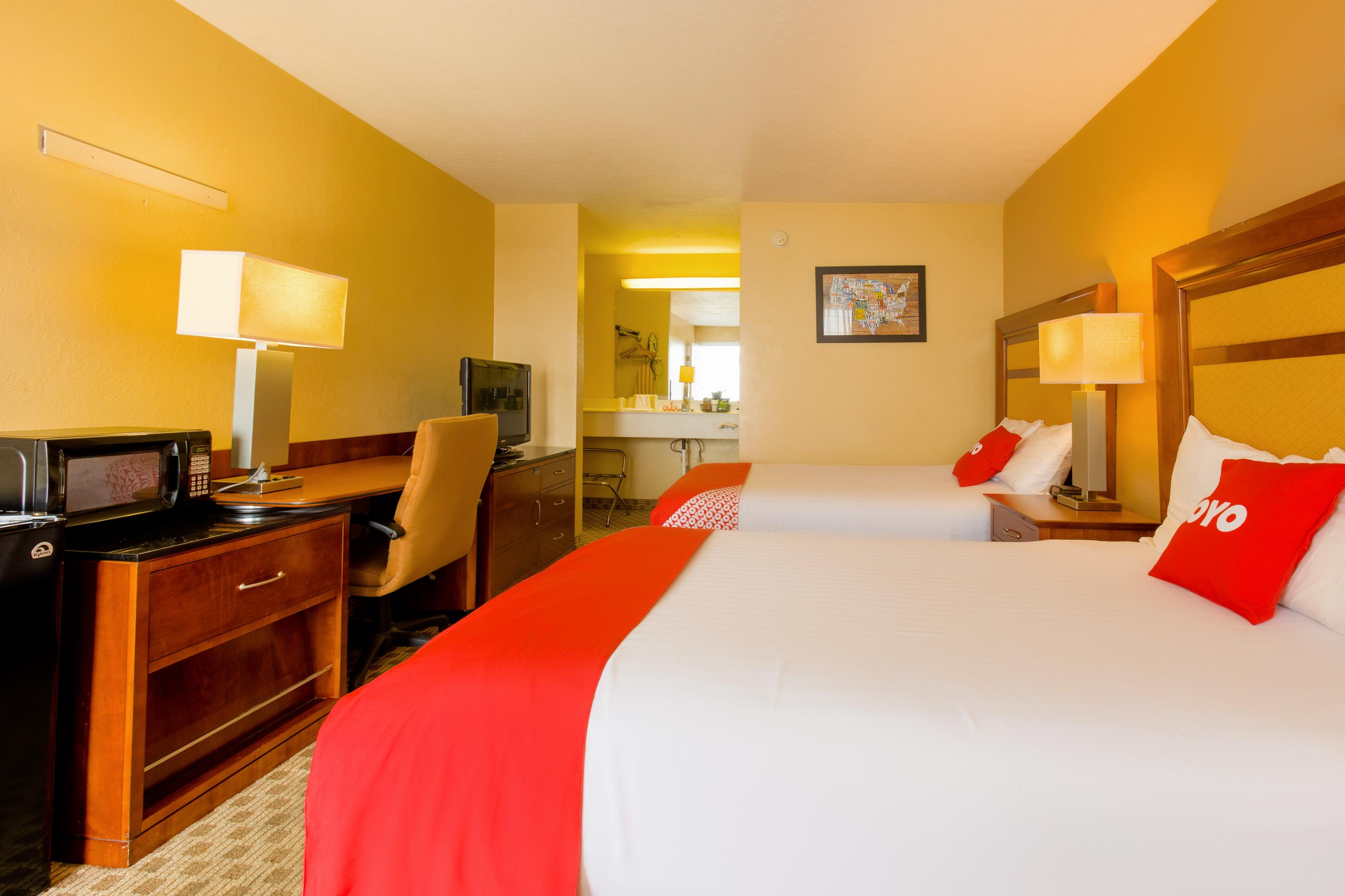 Oyo Hotel Lebanon Mo I-44 Ngoại thất bức ảnh