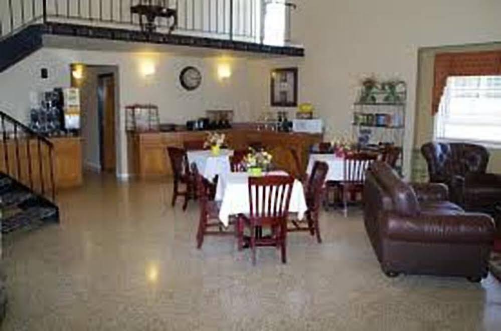 Oyo Hotel Lebanon Mo I-44 Nhà hàng bức ảnh